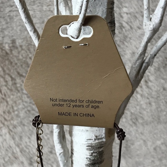 Bird necklace with fabric chain. NWT. - Picture 5 of 9